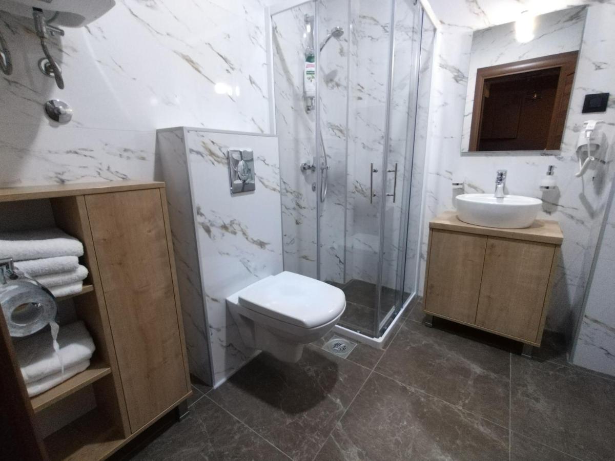 Apartmani Fantasia Cetinje Eksteriør billede