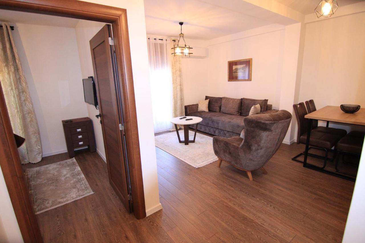Apartmani Fantasia Cetinje Eksteriør billede