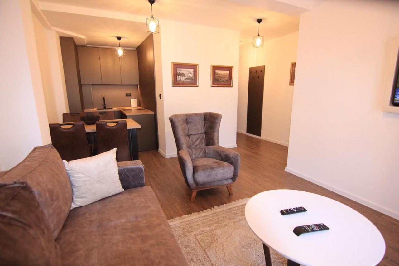 Apartmani Fantasia Cetinje Eksteriør billede